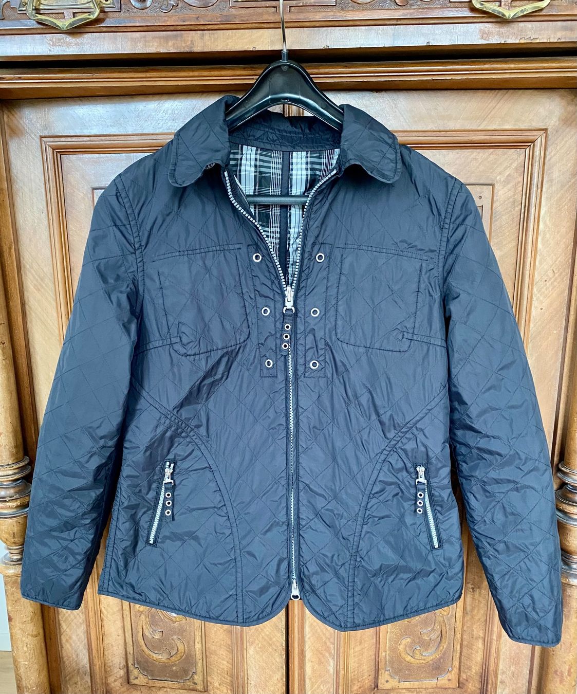 Giacche: Leichte Steppjacke,  Grösse 36/38, Schwarz – Nuovo (secondo la descrizione) da Bern venduto da L.I.A.