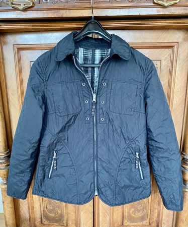 Leichte Steppjacke,  Grösse 36/38, Schwarz