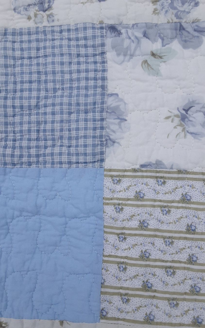 Linge de lit: Patchwork bettüberwurf  – D'occasion à Ambrì par Maerz87 5