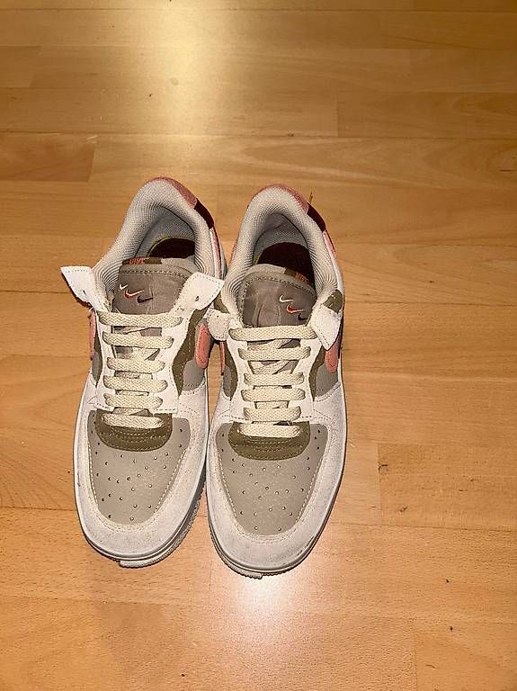 Scarpe da donna: Nike snekers Neu  – Usato da Zürich venduto da ram_9k9v 2