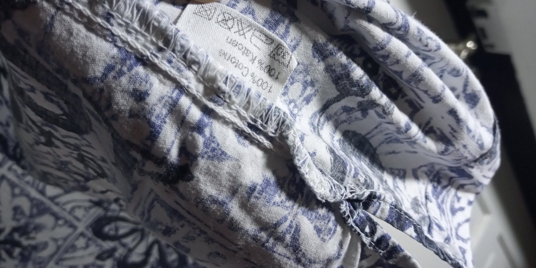 Camicie: Kurzarm Herren Hemd mit blauem Muster Grösse M – Usato da st.gallen venduto da Strubili 4