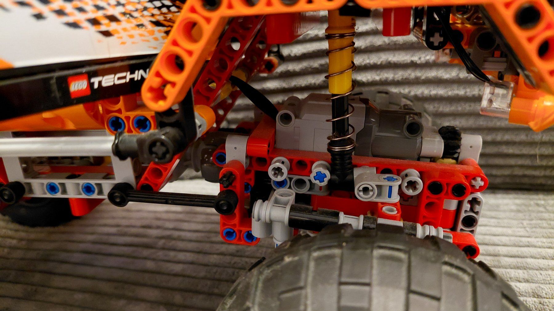 Lego Kit di costruzioni: LEGO Technic 4x4 Crawler 9398 – Usato da Eschlikon TG venduto da Sepp19 6