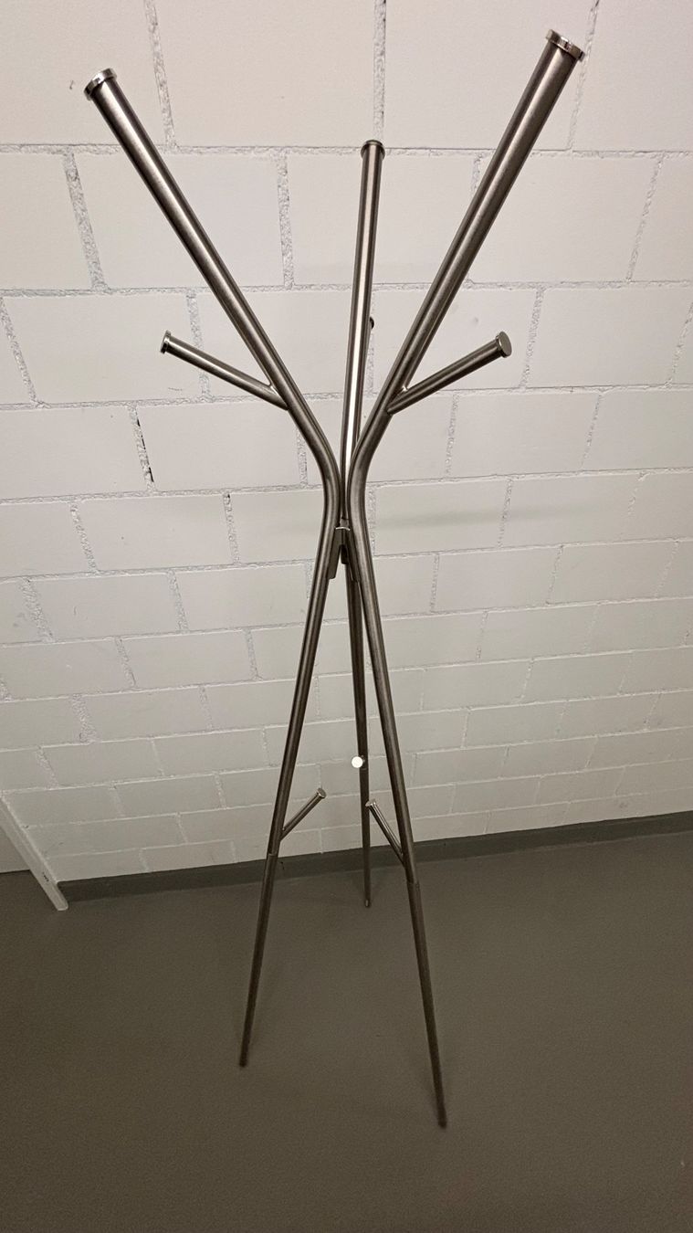 Ikea Guardaroba: Garderobenständer IKEA, 169 cm – Usato da richterswil venduto da Edoardo_Richti 1
