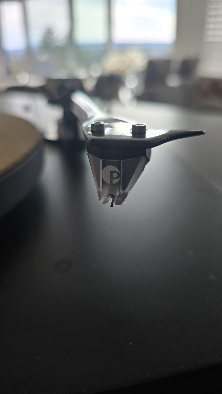Pro-ject Tourne-disques: Pro Ject Debut PRO – D'occasion à Zufikon par Riwi1 1
