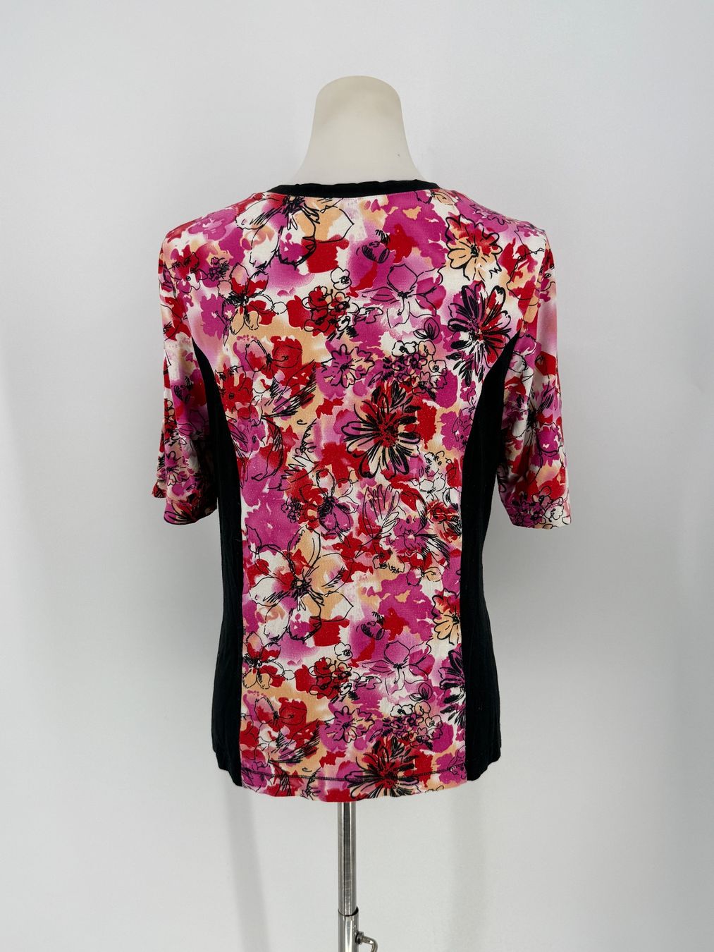 T-shirt: Shirt Gr. M/ L von gelco – Usato da Auenstein venduto da moin. 3