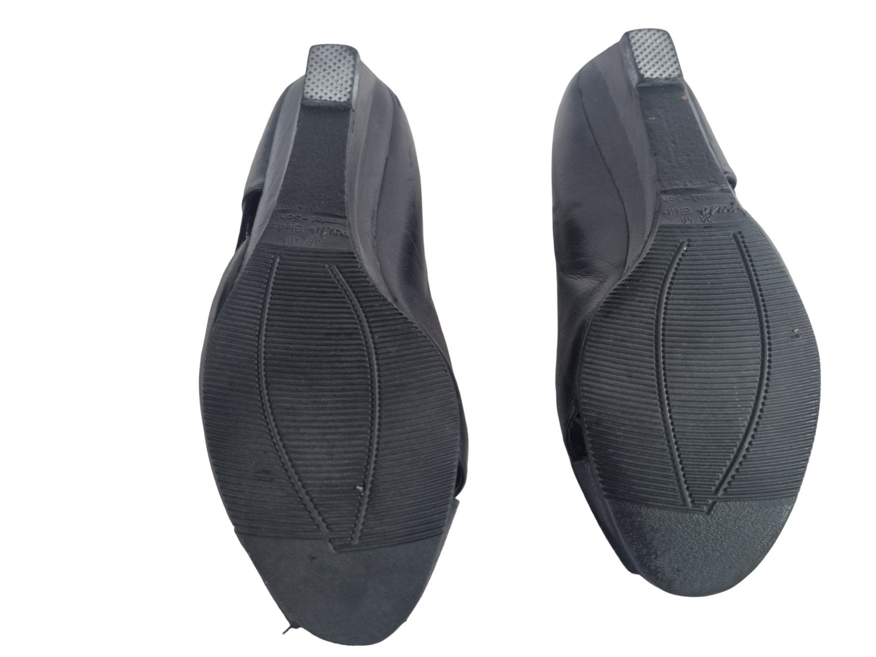 Chaussures femmes: PIETRTO SASSI Pumps Schuhe Gr. 39 – D'occasion à Wangen b. Olten par Restwert_Wangen 4