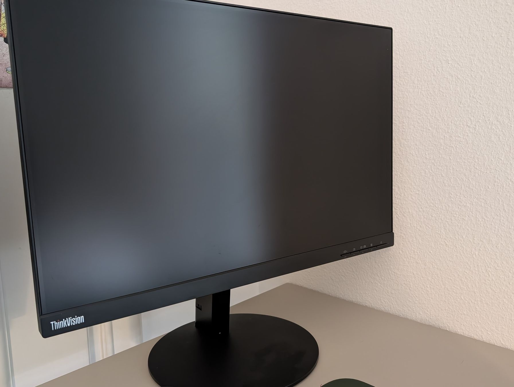 Lenovo Monitor: Lenovo Bildschirm  – Usato da Basel venduto da jul_bd2l
