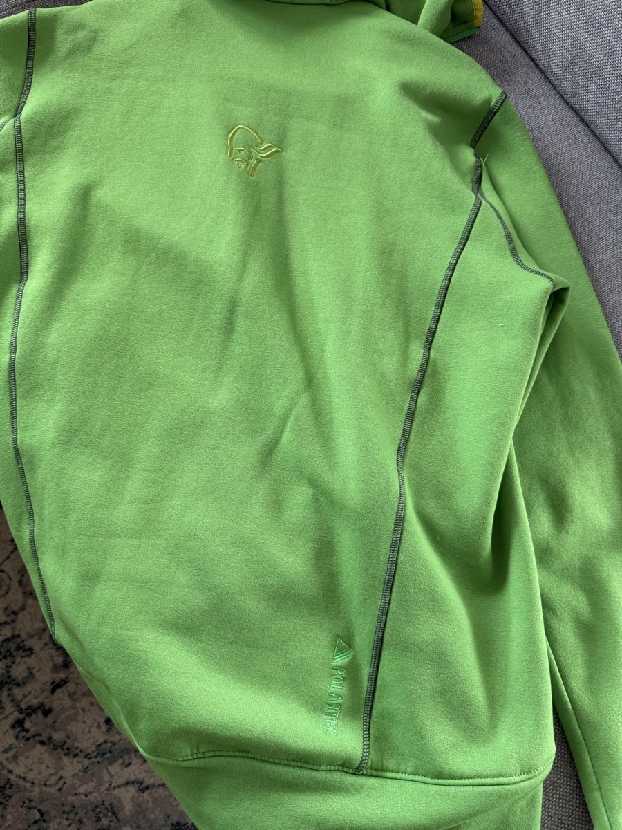 Norrøna Giacche: Norrona Hood stretch zip – Nuovo (secondo la descrizione) da Grabs venduto da ZuzkaTH 1