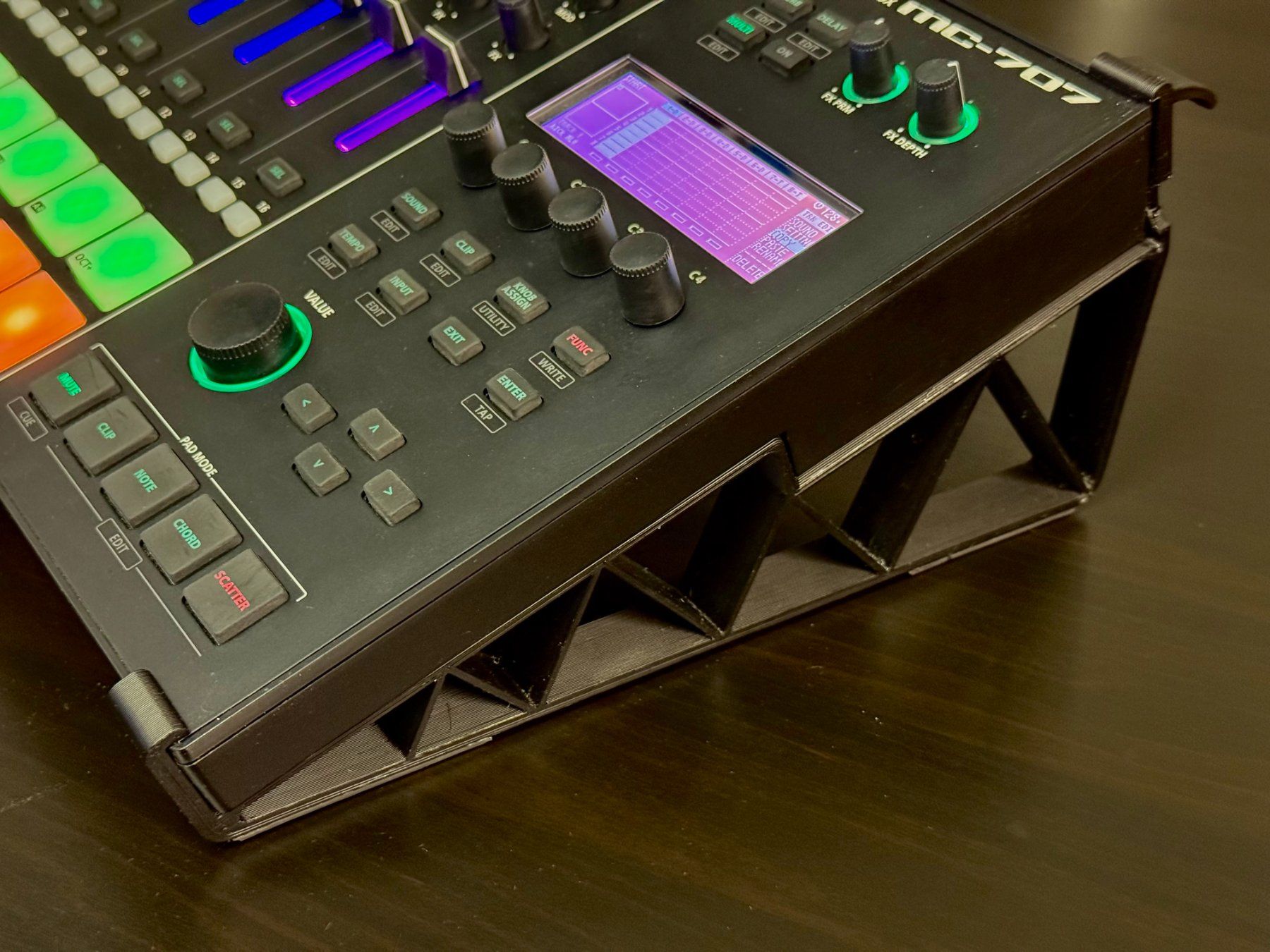 Roland Strumenti musicali: Roland MC-707 Groovebox + Extras – Usato da Wallisellen venduto da ZoltanRakosi 3