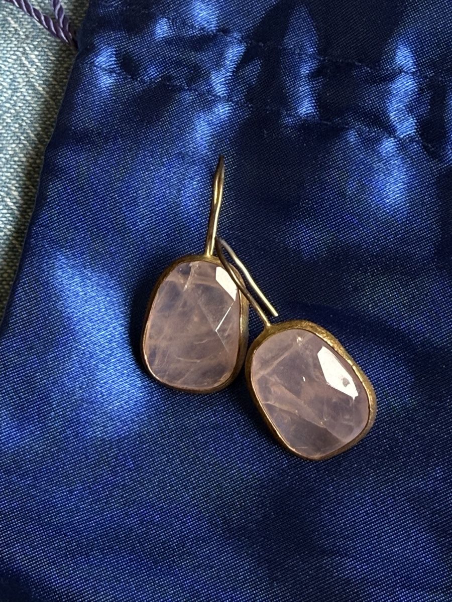Orecchini pendenti & Orecchini a lobo: Rose Quartz Earrings, Elegant & Subtle, Perfect forever !  – Nuovo (secondo la descrizione) da Zürich venduto da DEGU