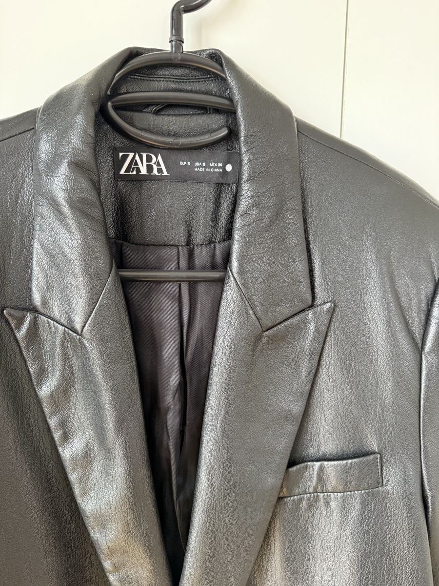 Zara Giacche: Zara faux Leder Blazer S – Usato da Luzern venduto da Aistee 1