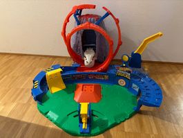 Hot Wheels Monster Trucks T-Rex Volcano Arena Spielset