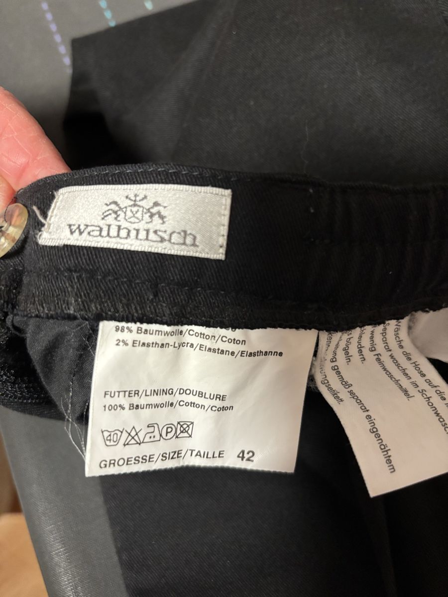 Pantaloni: Schwarze Hose Gr. 42 – Usato da Kesswil venduto da Branca-01 6