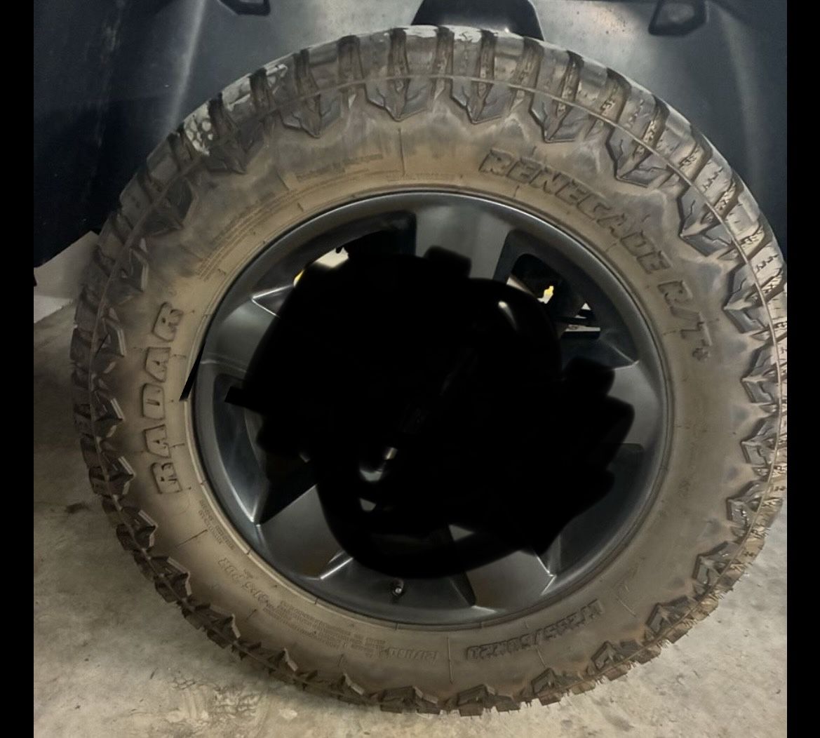 Pneumatici & Ruote complete: 295/60r20 Reifen – Usato da Hochfelden venduto da Nikosrs 5