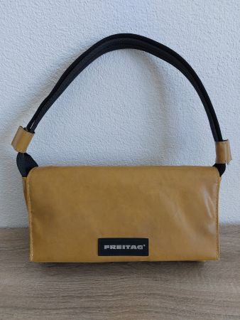 Top Freitag Tasche F71 Laura senfgelb matt