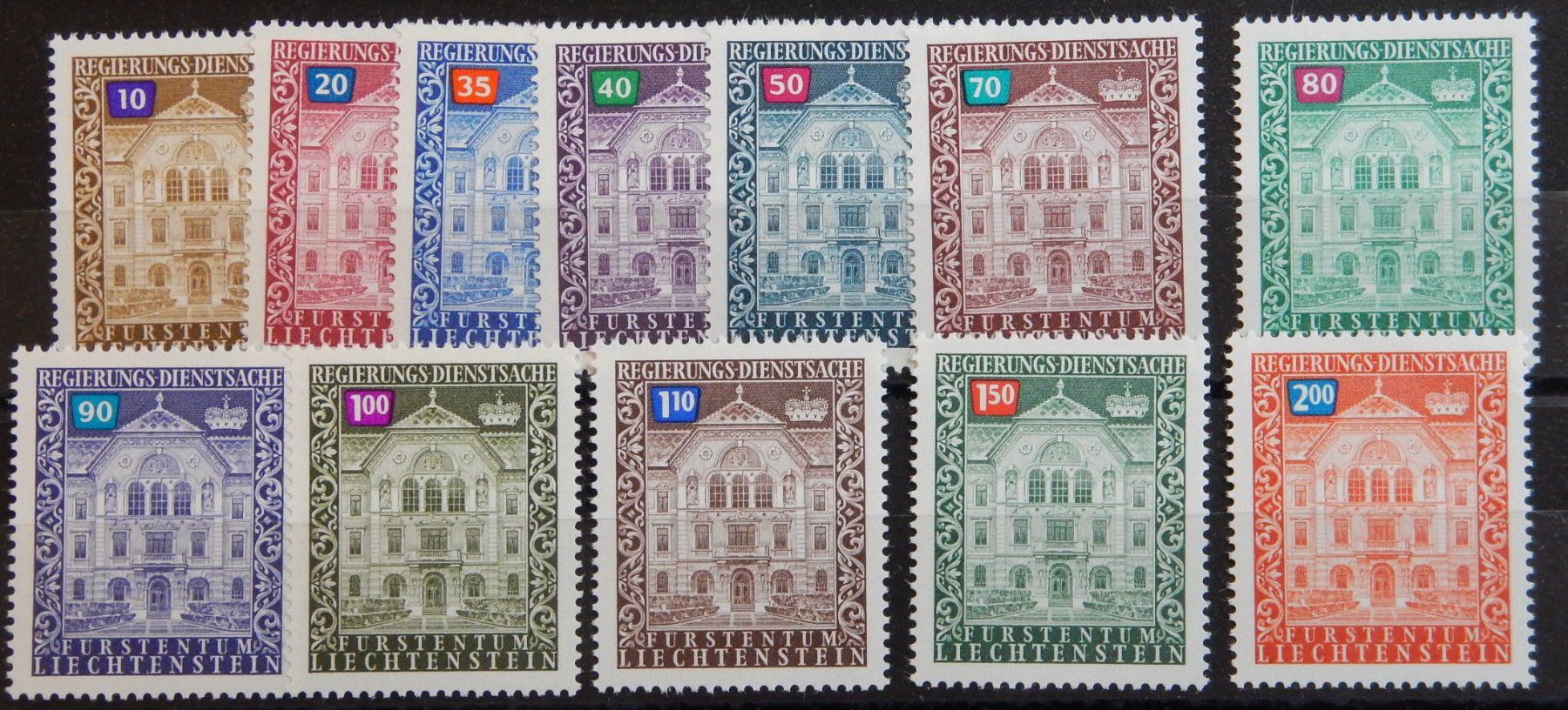 Tous les timbres: Liechtenstein Dienst Kat. 57-68 ** 1976 – D'occasion à Zürich par Muehlekauf