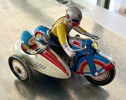 Blechspielzeug Motorrad mit Seitenwagen