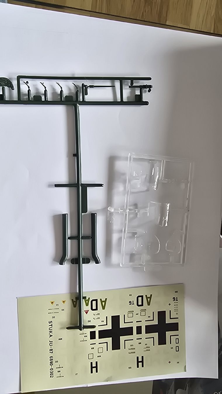 Modellbausätze & Standmodelle: Monogram Stuka Ju87D 1/48 model kit used – Neu und originalverpackt aus Balsthal von cri_8tqn 5