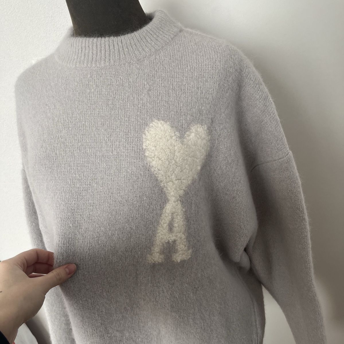 Pullover & Sweatshirts: Ami Pullover – Neu (gemäss Beschreibung) aus Zug von saskia-chiara 1