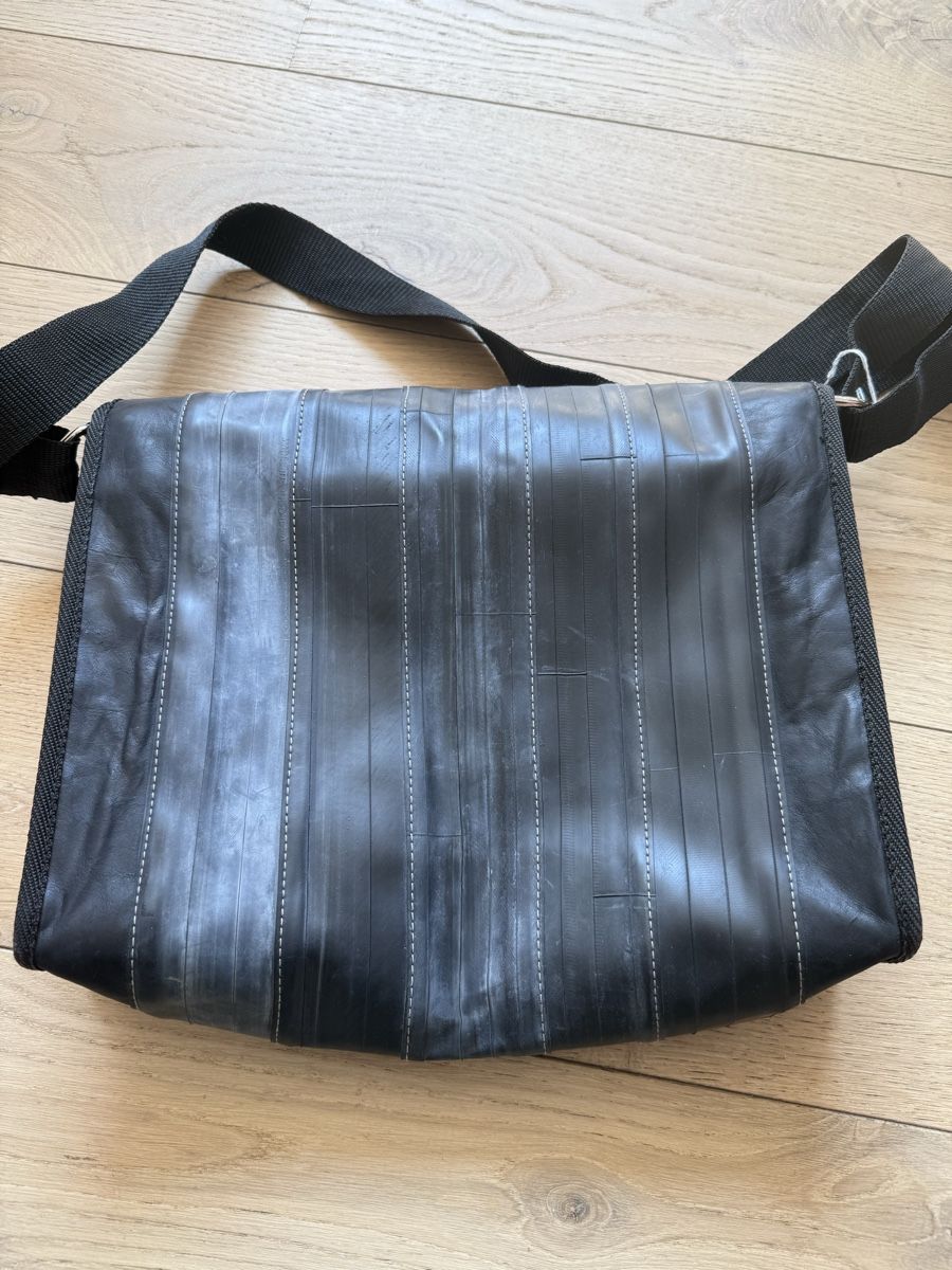 Borse: Veloschlauch Tasche – Nuovo (secondo la descrizione) da Widnau venduto da Katja1973 1