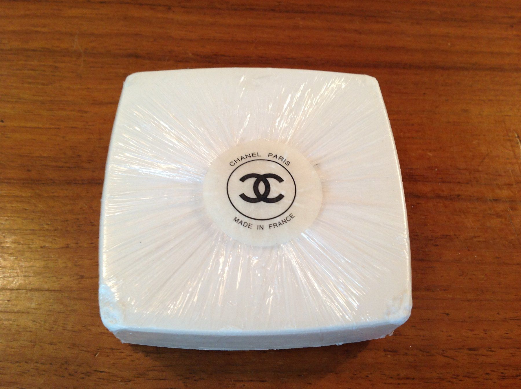 Chanel Douches: savon Chanel  paris -  N° 5 – D'occasion à Vuiteboeuf par broticaire 2