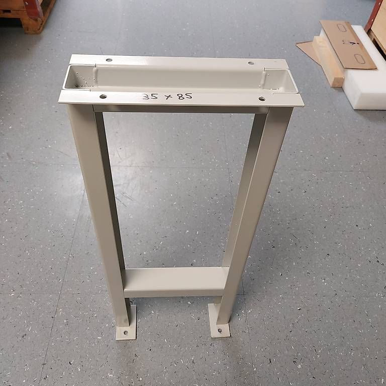 Autres equipements d'ateliers: Tischfüsse – D'occasion à Bärau par Lehmann3552