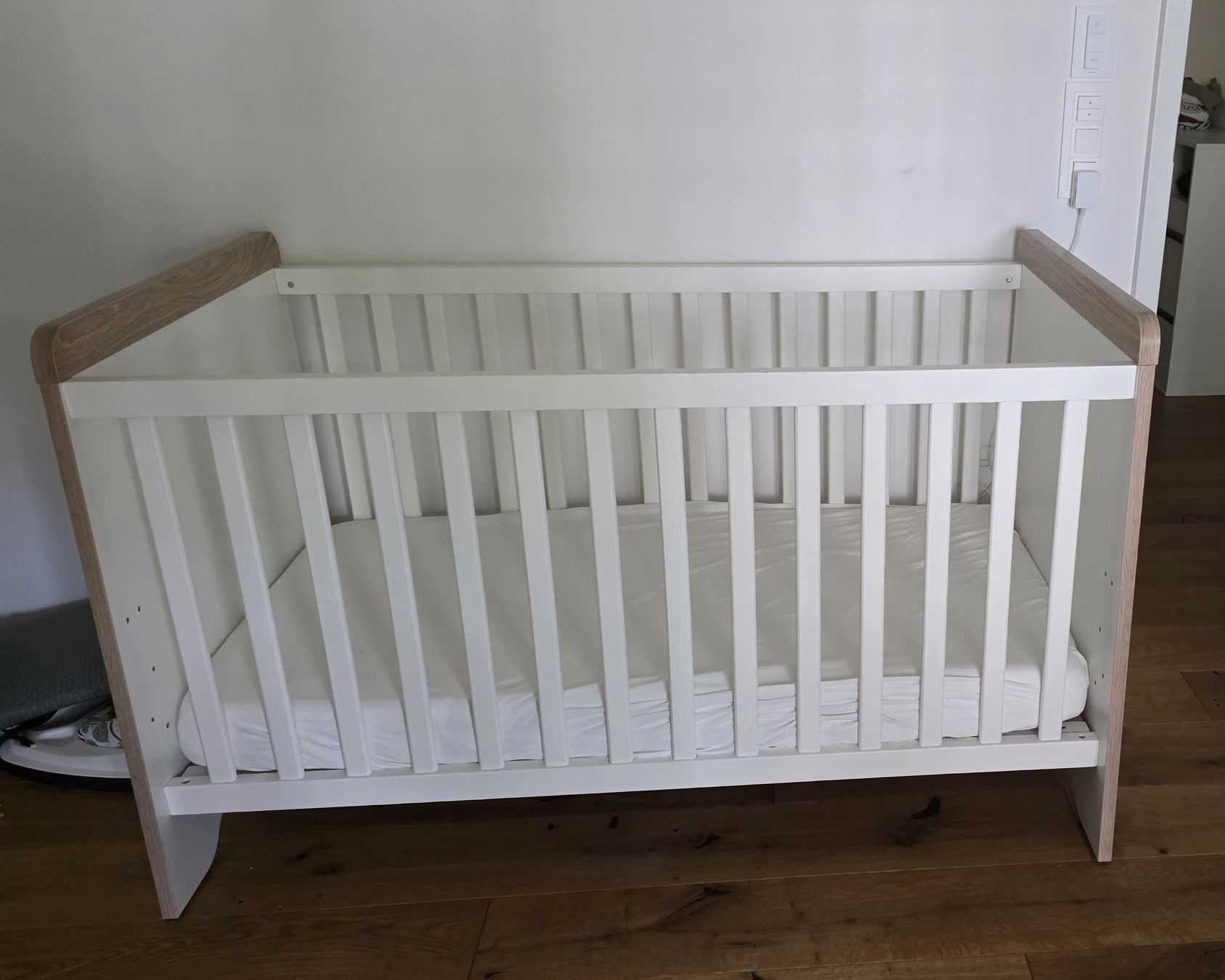 Betten: Babybett umbaubar in Kinderbett – Gebraucht aus Hüttlingen von Cinderellaa2