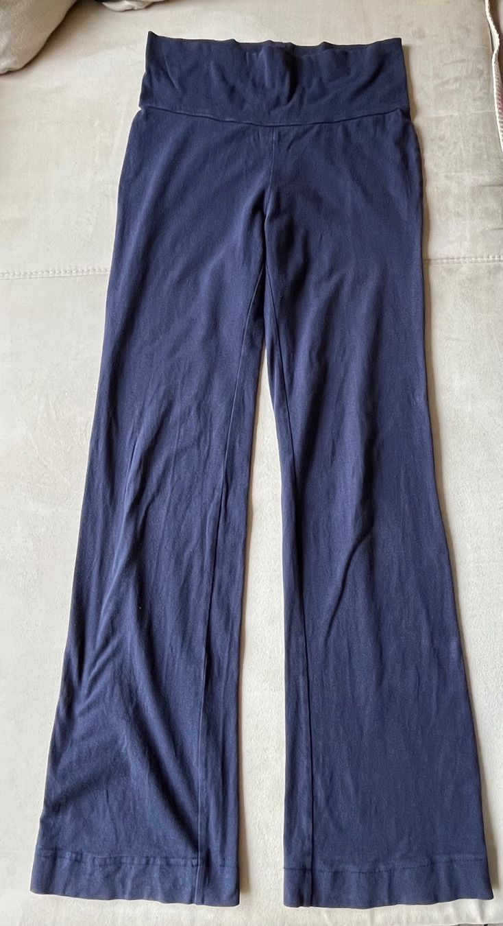 Hosen: Yoga Hose Gr.S – Gebraucht aus Stäfa von Exclusive0 5