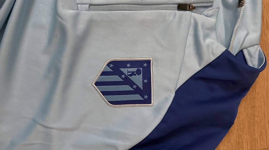 Completi, tute sportive e funzionali: Atletico Madrid Trainingsanzug – Nuovo e nell'imballaggio originale da Neuhausen venduto da agh_g2nd 4