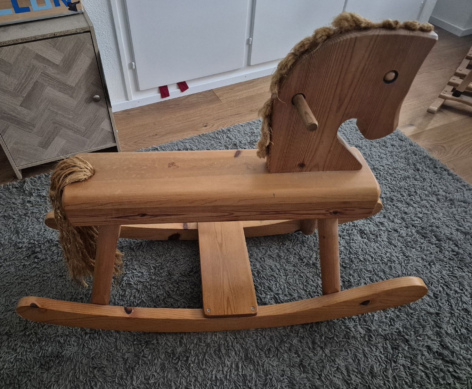 Autre balançoires de jardin: Schaukelpferd als Holz – D'occasion à Schmitten FR par Sam2525