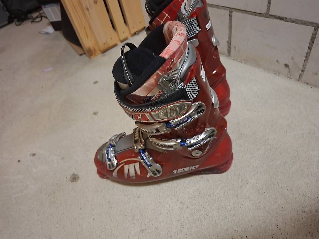 Chaussures hommes: Tecnica Skischuhe – D'occasion à Niederwangen BE par Nico971 2
