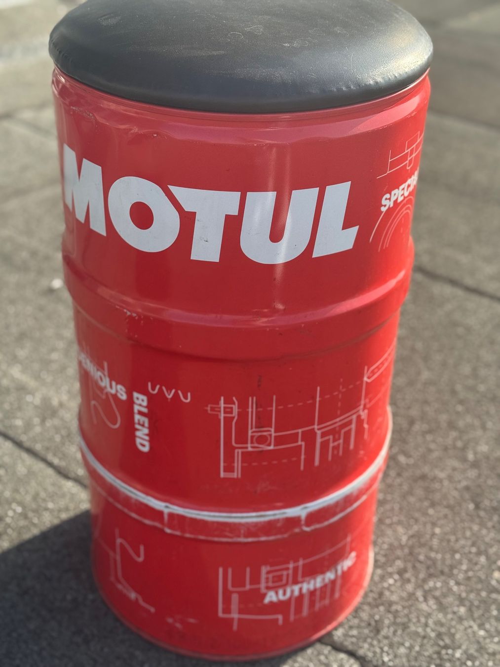 Sgabelli: MOTUL Ölfass Hocker – Usato da Klingnau venduto da Umweltklinik 4