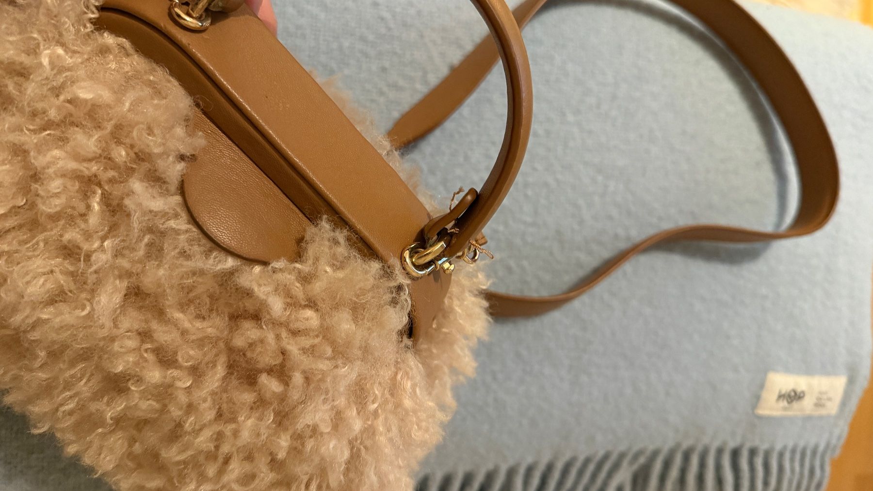 Zara Borse da donna: Zara Faux Shearling Bag – Usato da Zürich venduto da pre_vy7t 2