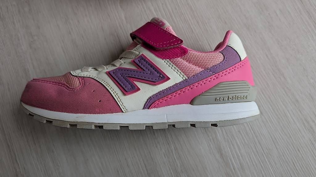 New Balance Scarpe per ragazze: New Balance Sneaker Grösse 30 – Usato da Ostermundigen venduto da lid_sg9q 3