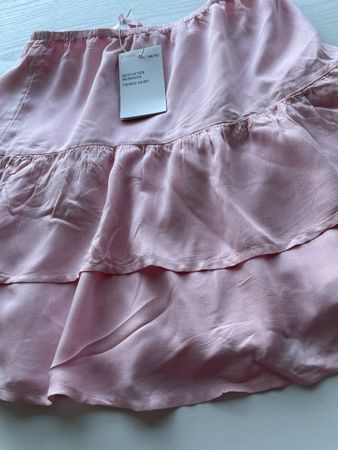 Röckli gestuft pink 146/152 neu mit Etikett