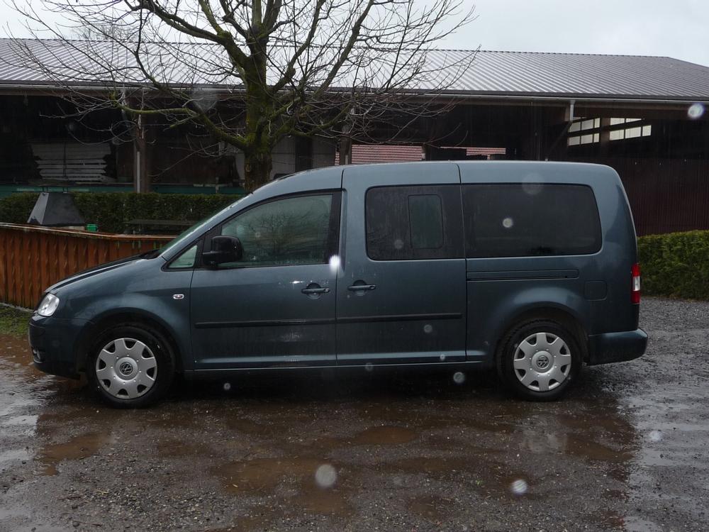 VW Caddy Maxi, grau-met., 7 Sitze, Anhängerkupplung, Diesel