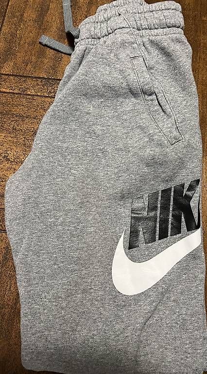 Tute: Tuta Nike  – Usato da Viganello venduto da bia_x25w 1