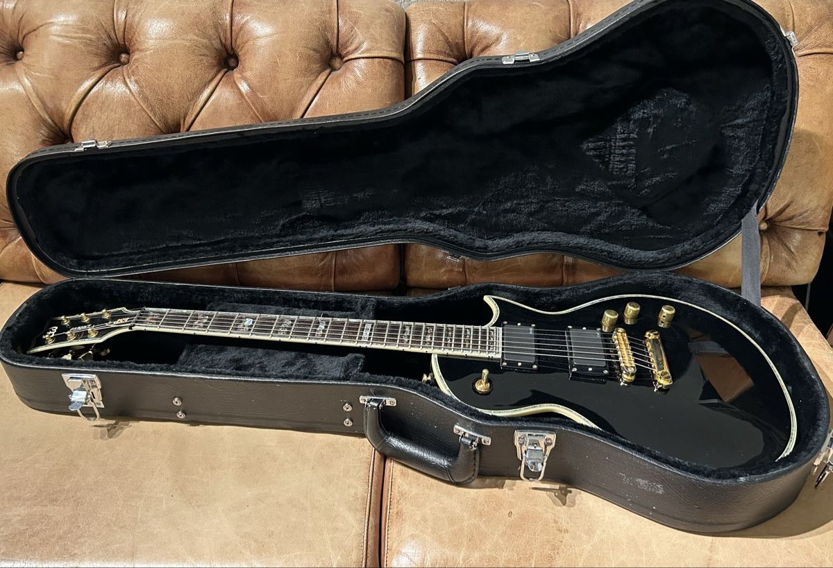 Esp Musikinstrumente: ESP Ltd EC 1000 Electric Guitar EMG – Gebraucht aus Bergdietikon von SoundFactory 8