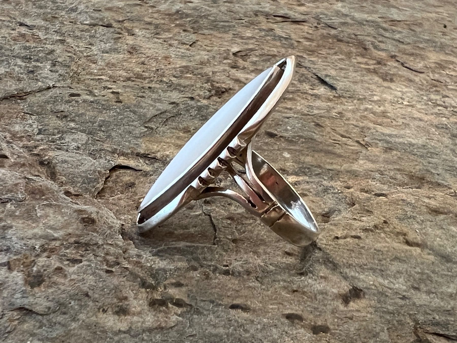 Anelli: Silber Ring G: 59,5 lange Form mit Perlmutter Art Deco Stil – Nuovo (secondo la descrizione) da Bern venduto da Jiffy 4