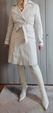 Trench-coat en cuir, taille 34-36.