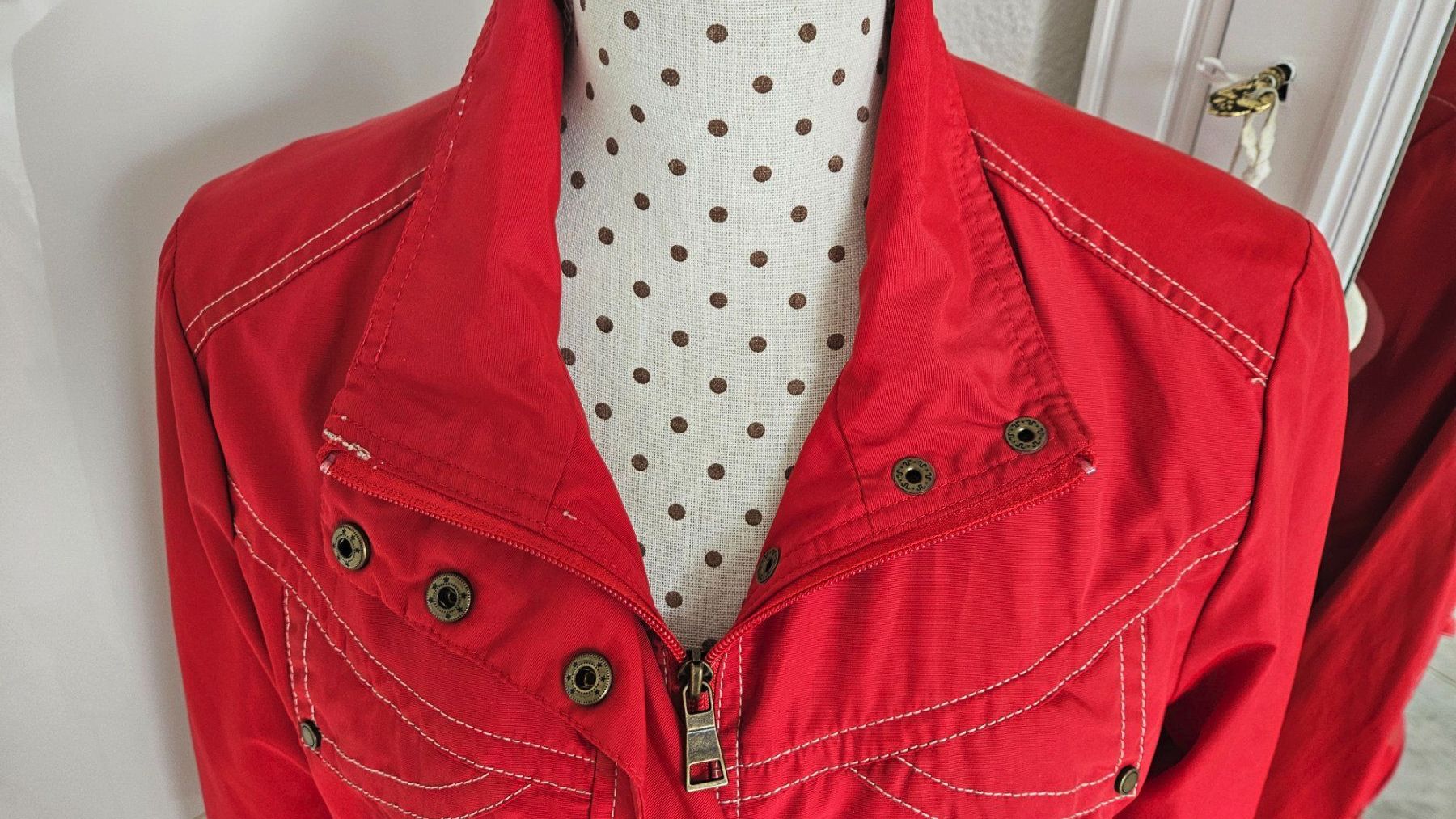 C&A Jacken: Rote Damen Jacke, Übergangsjacke Grösse 38 – Gebraucht aus Gossau ZH von fashiontwo 6