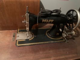 Pfaff Nähmaschine 31 mit Kasten und Untergestell gebraucht