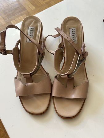 Sandales Fratelli Rossetti en cuir nude, taille 38 ✨