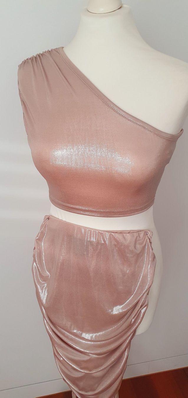 Vestiti: Champagnefarbenes Party Set Gr XS/34 – Usato da Stansstad venduto da InStyle8 7