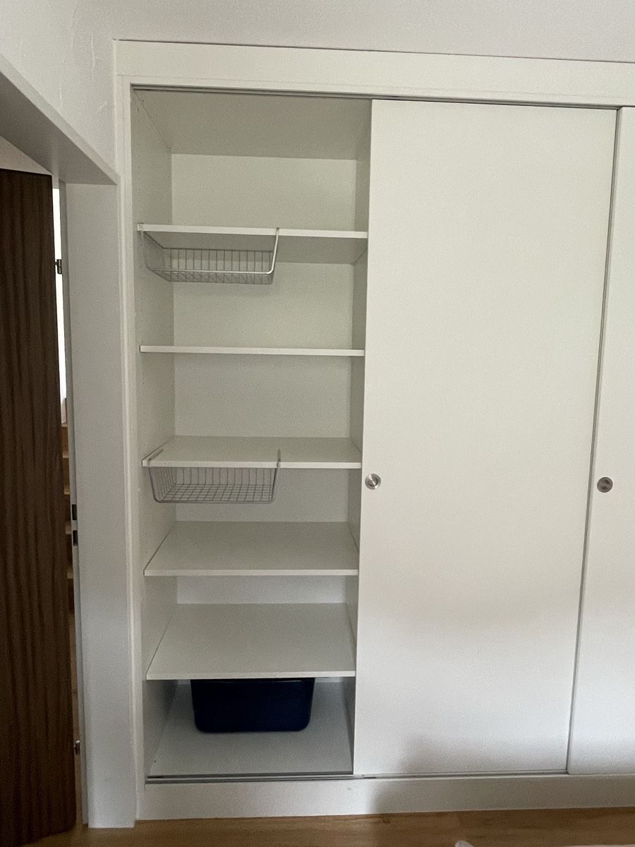 Armoires: Einbauschrank 3-teilig weiss – D'occasion à Oberägeri par samoth_b2f7 3
