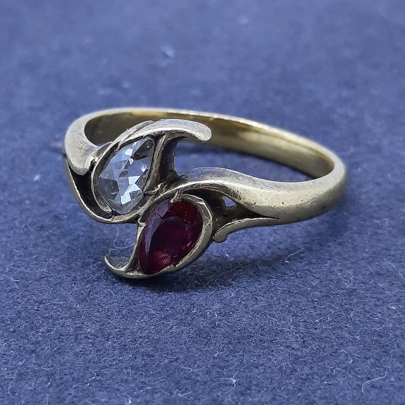 Anelli: Edler Goldring mit wunderschönem Altschliff Diamant – Usato da Unterägeri venduto da Altgoldschmuck 2