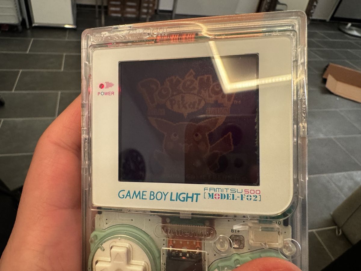 Nintendo Consoles: Game Boy Light (MGB-101) – Défectueux à Glattfelden par Dani_Tanner 2
