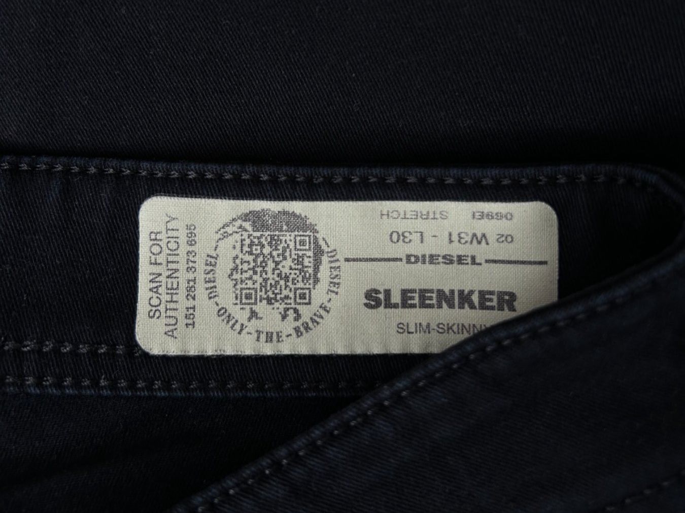 Diesel Jeans: Diesel Jeans – D'occasion à St. Gallen par look-twice 4