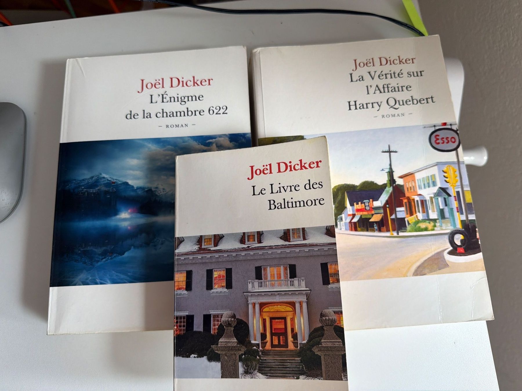 Libri: Lot de 3 romans de Joël Dicker – Usato da Fribourg venduto da J334455