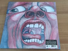 KING CRIMSON: IN THE COURT OF THE CRIMSON KING - NEU!